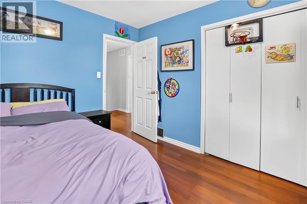 234 THUNDERBIRD Drive - 16