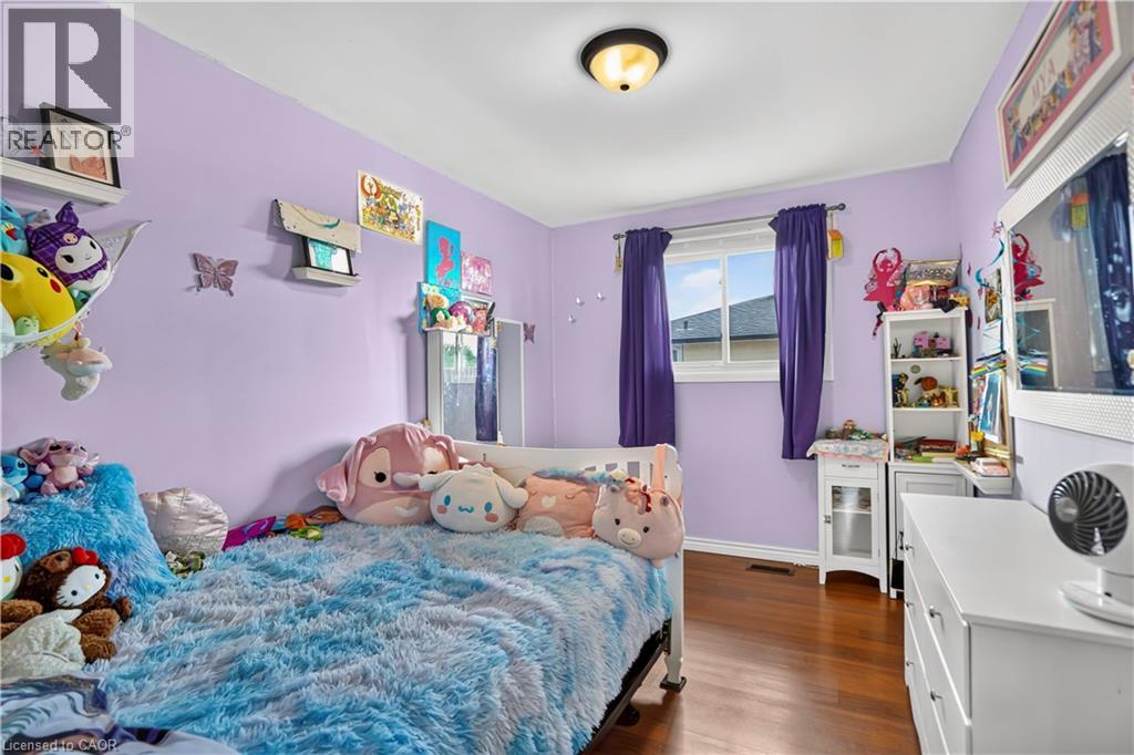 234 THUNDERBIRD Drive - 17