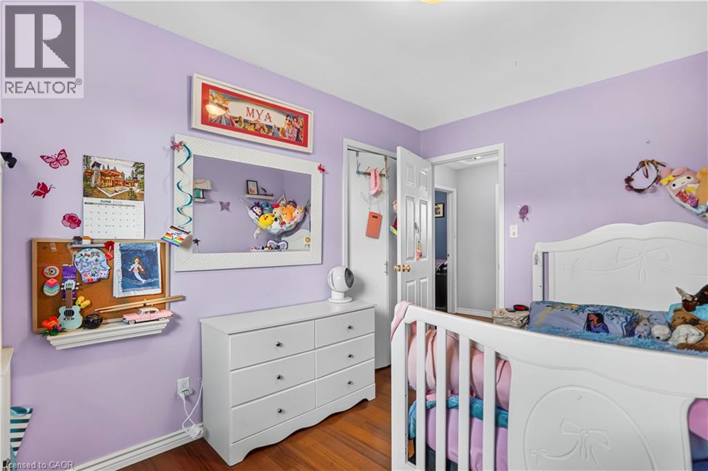 234 THUNDERBIRD Drive - 18