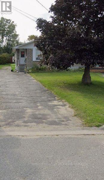 17 SILVER BIRCH DRIVE - 1
