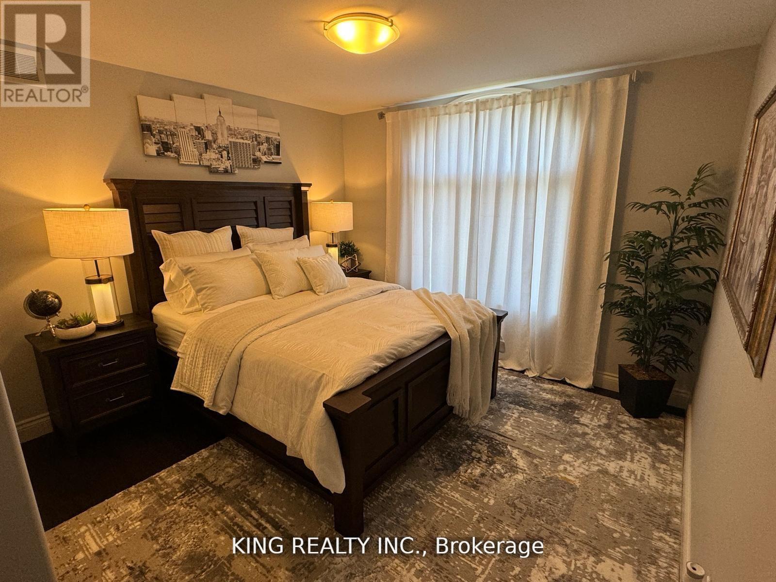 138 ULSTER STREET - 26