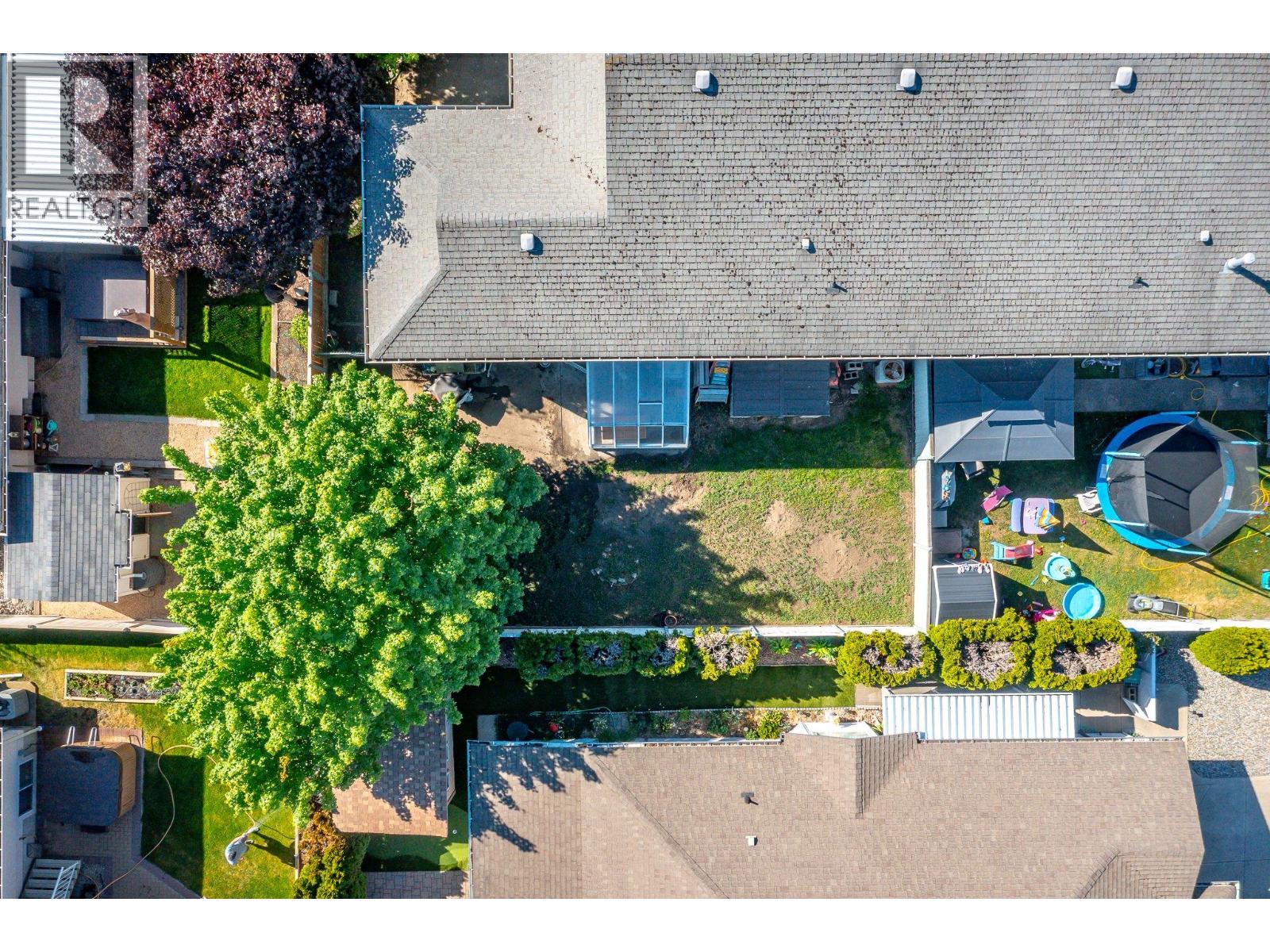 1805 47 Avenue - 32