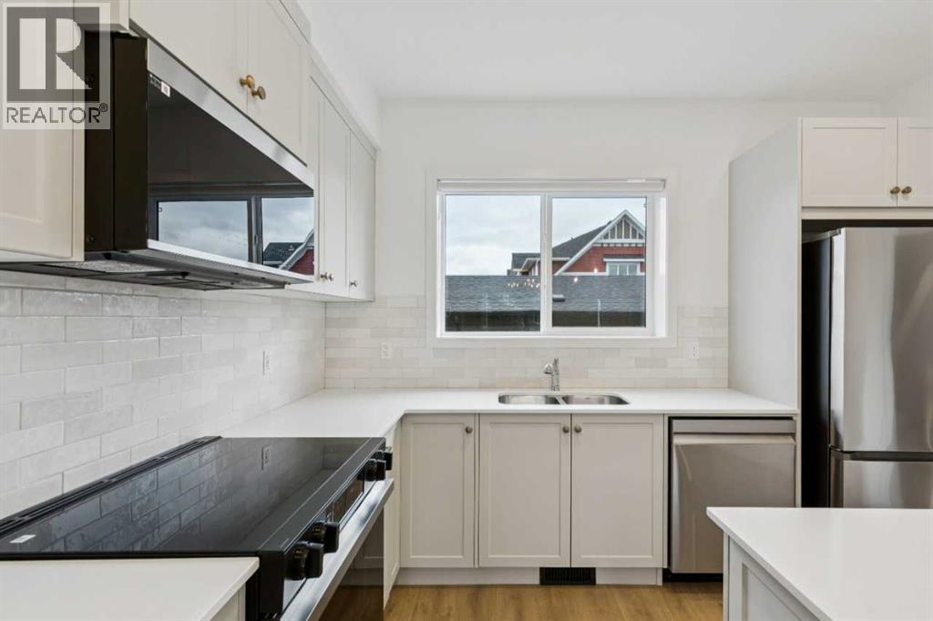 19 Emberside Park - 14