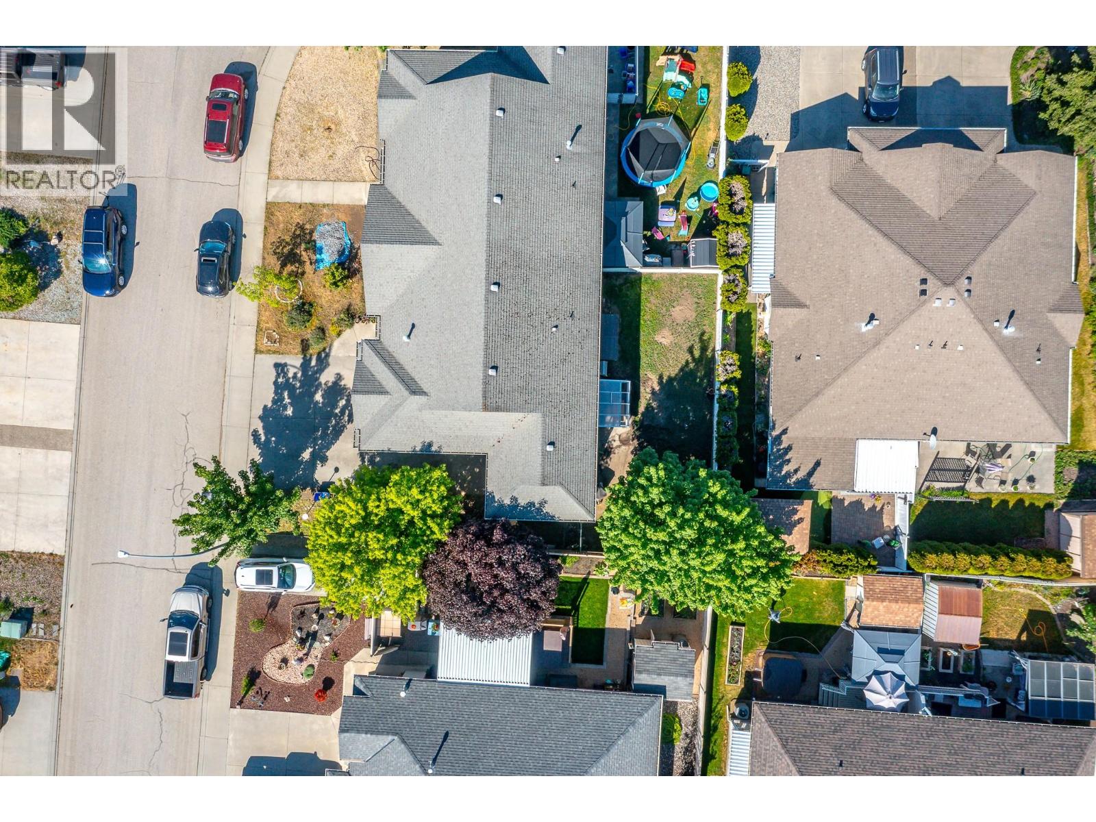 1805 47 Avenue - 33