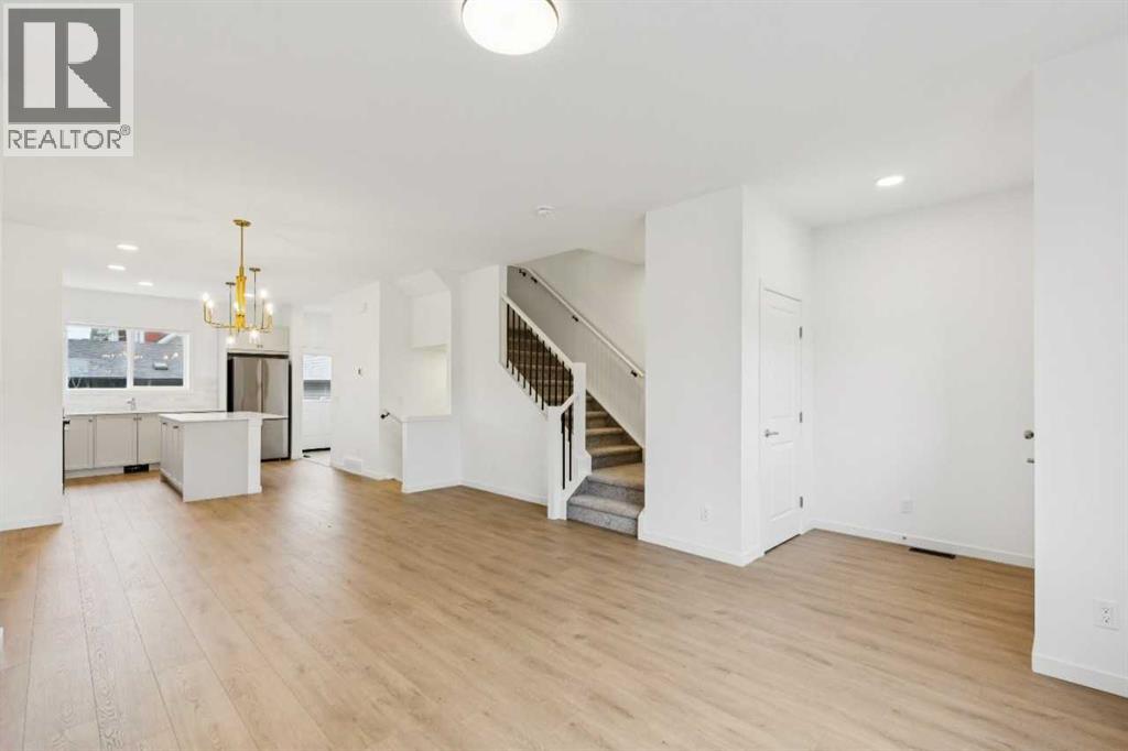 19 Emberside Park - 7