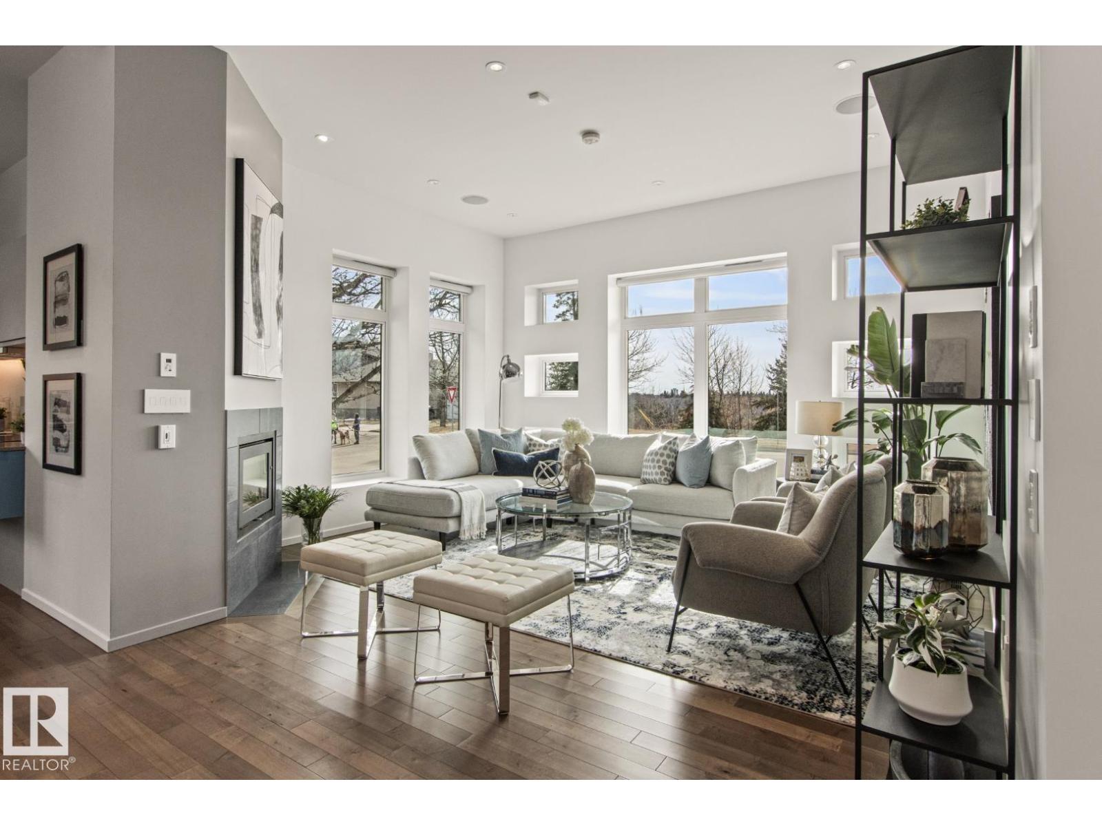 7548 110 AV NW - 18