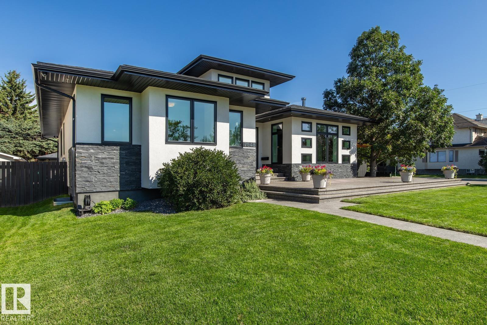 7548 110 AV NW - 3