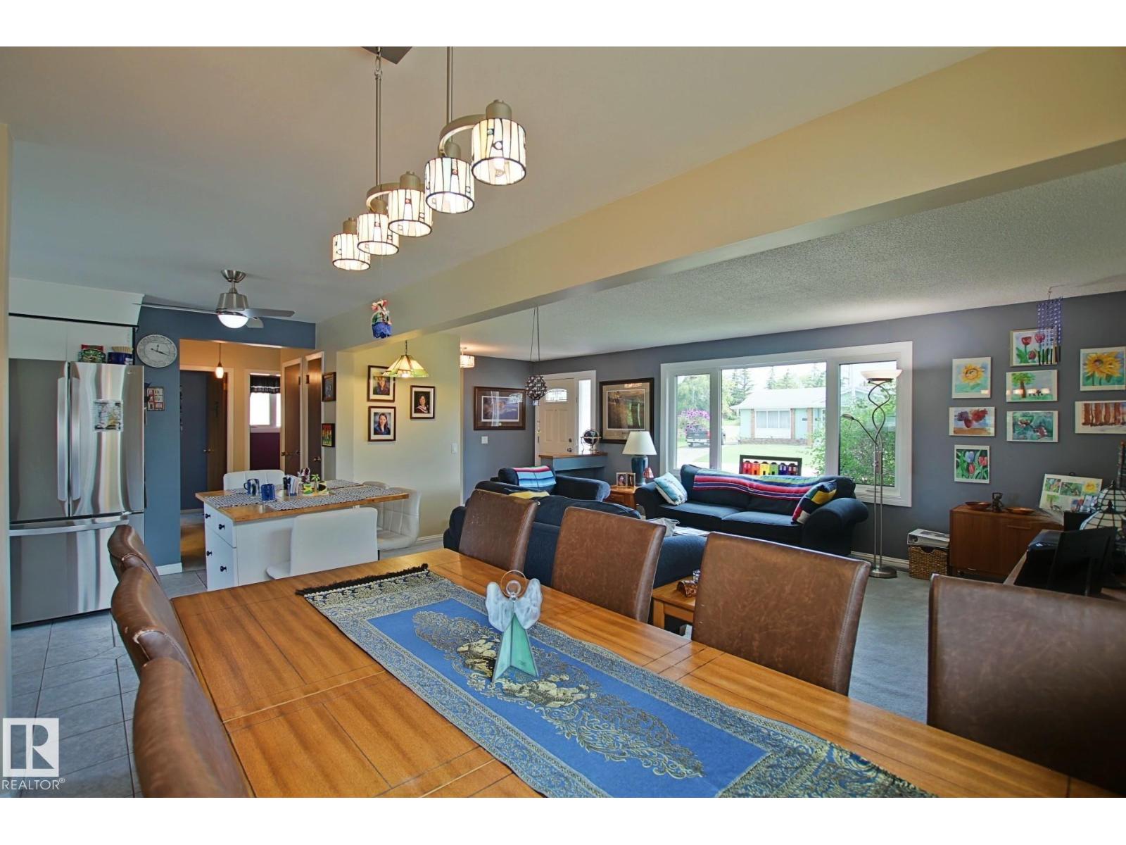 3536 104 ST NW - 17