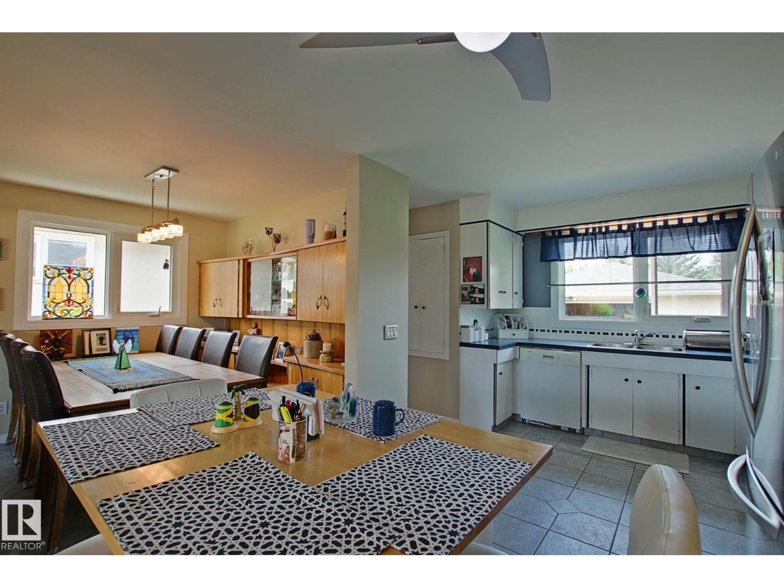 3536 104 ST NW - 18