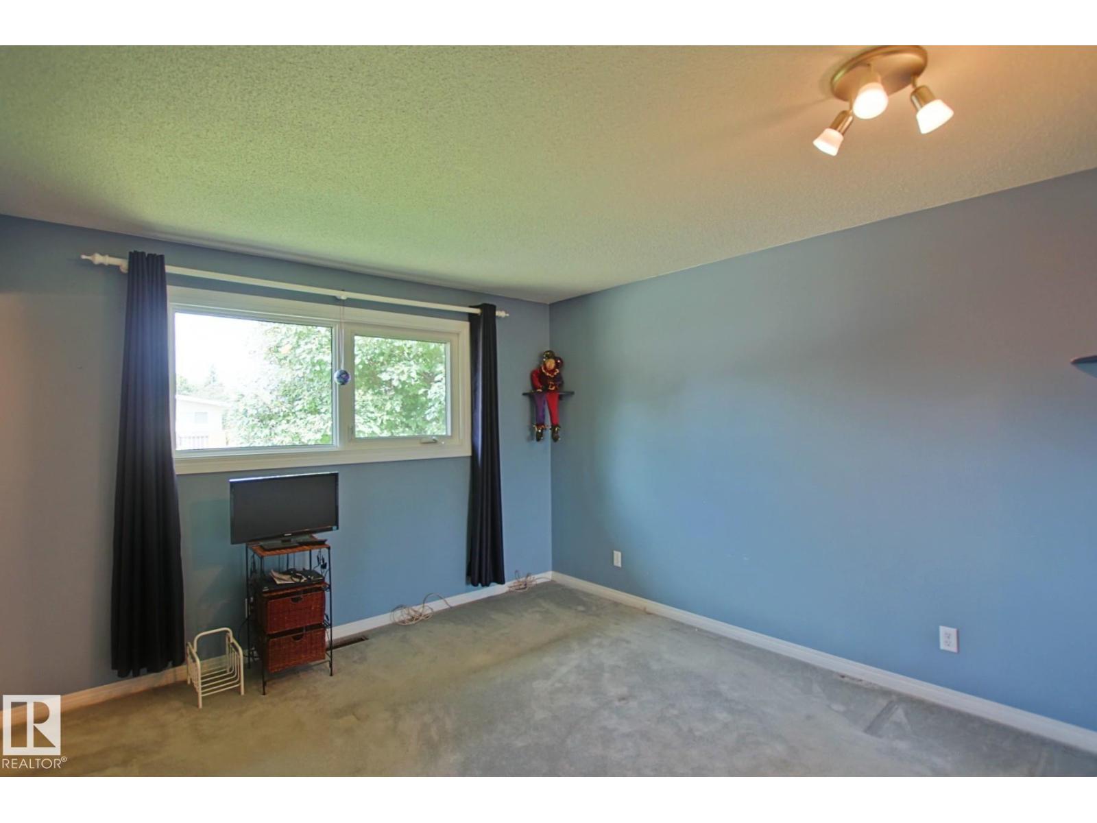3536 104 ST NW - 24