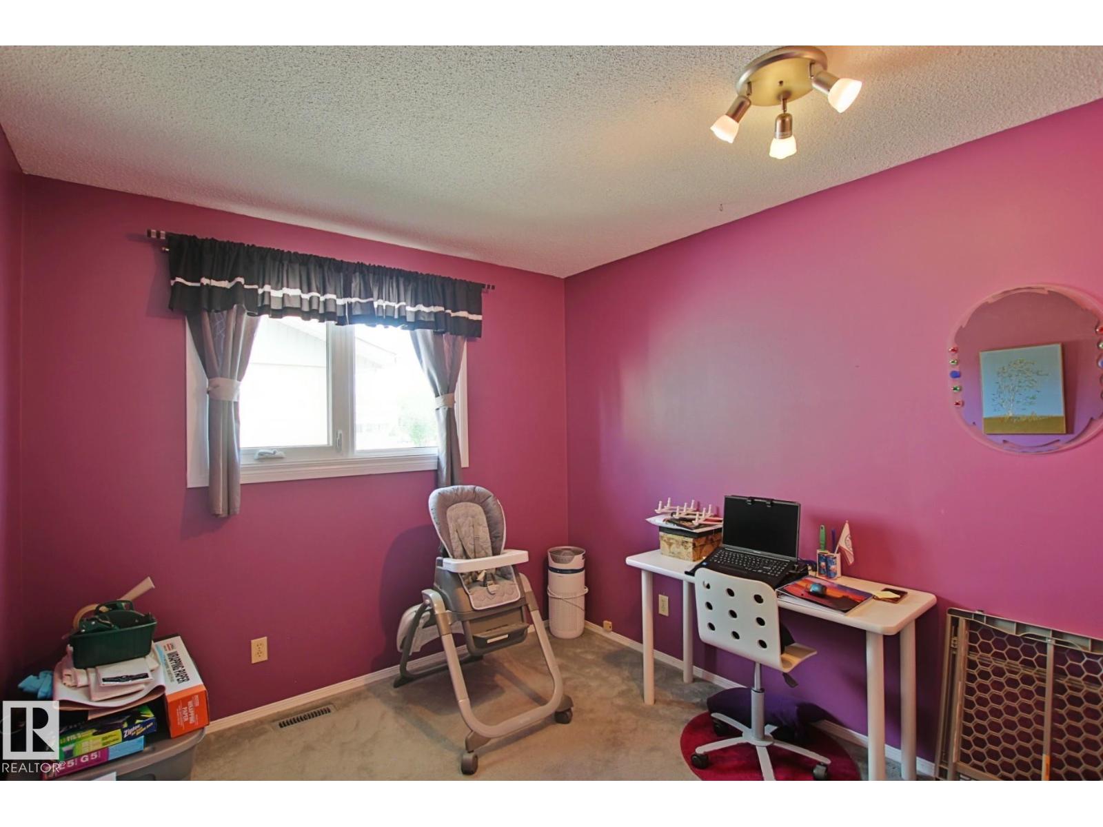 3536 104 ST NW - 27