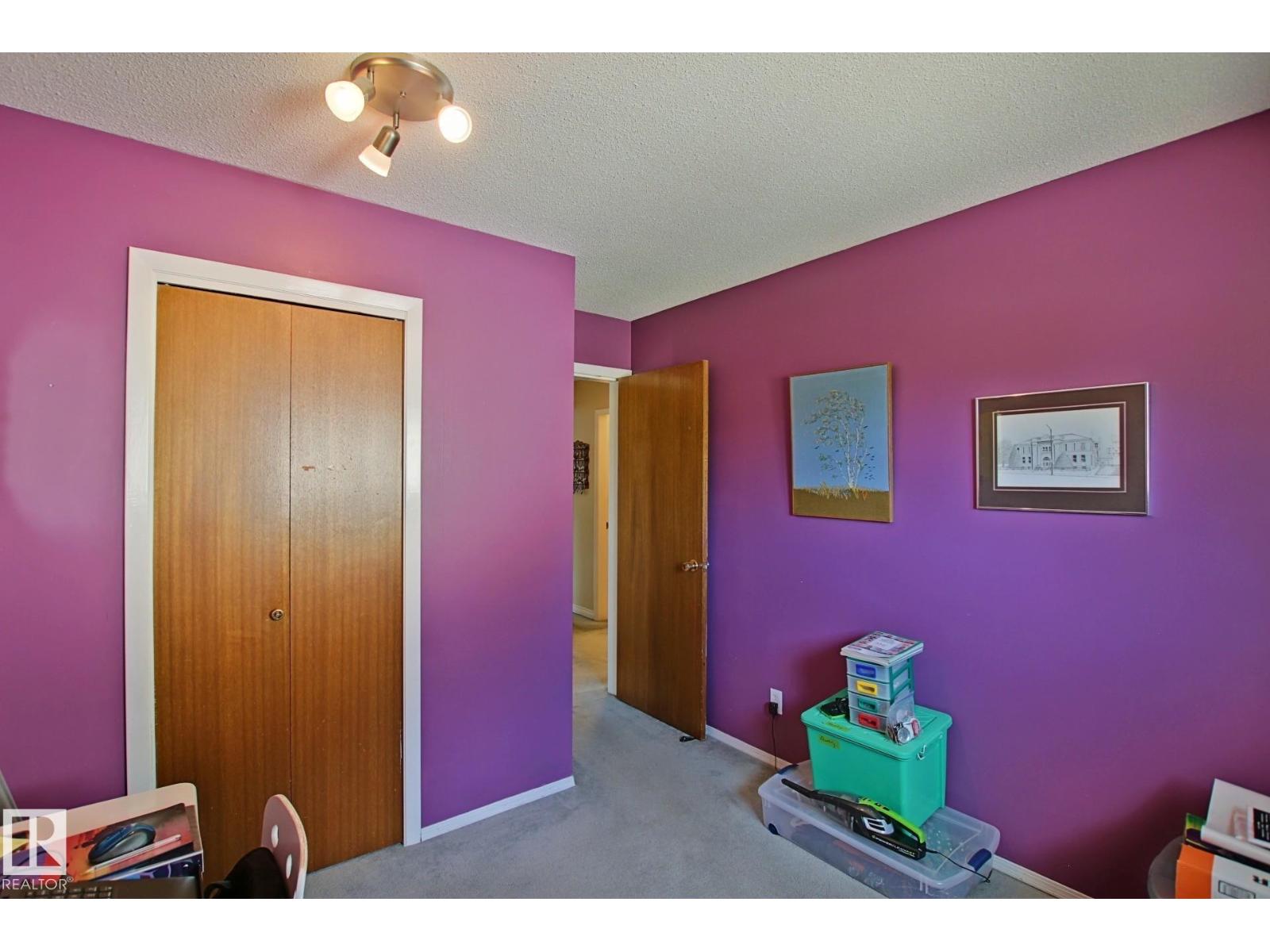 3536 104 ST NW - 28