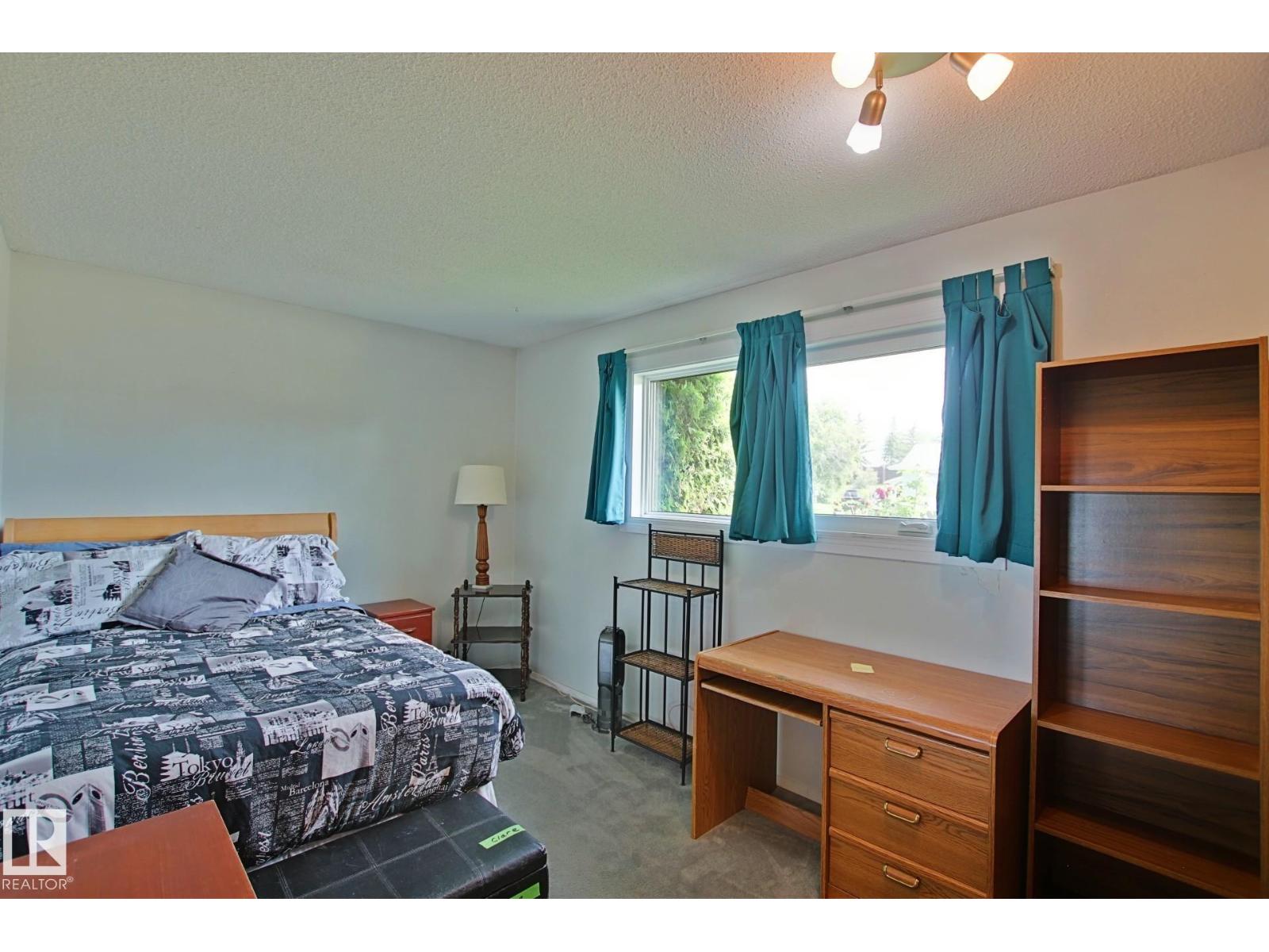 3536 104 ST NW - 29