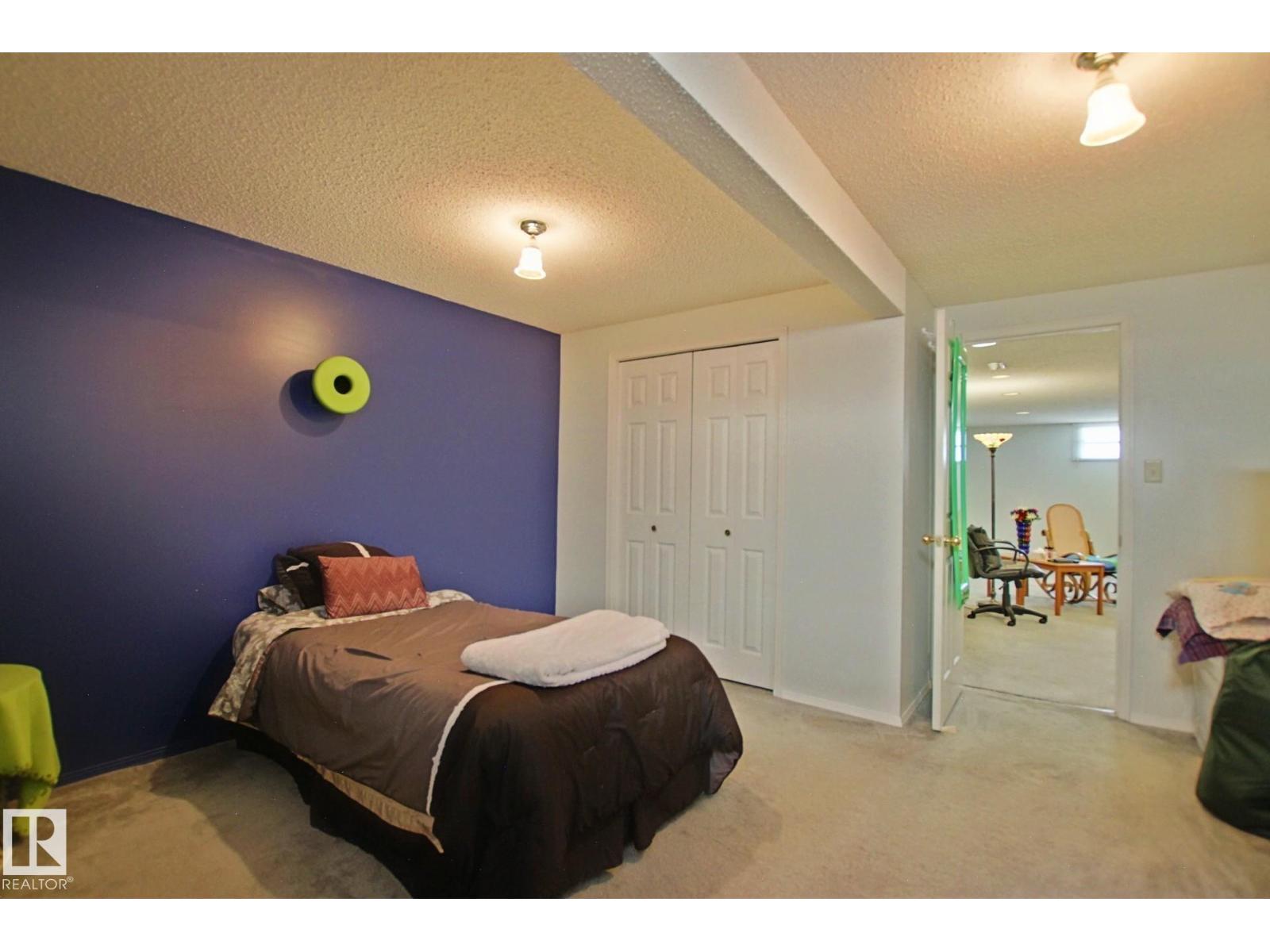 3536 104 ST NW - 38