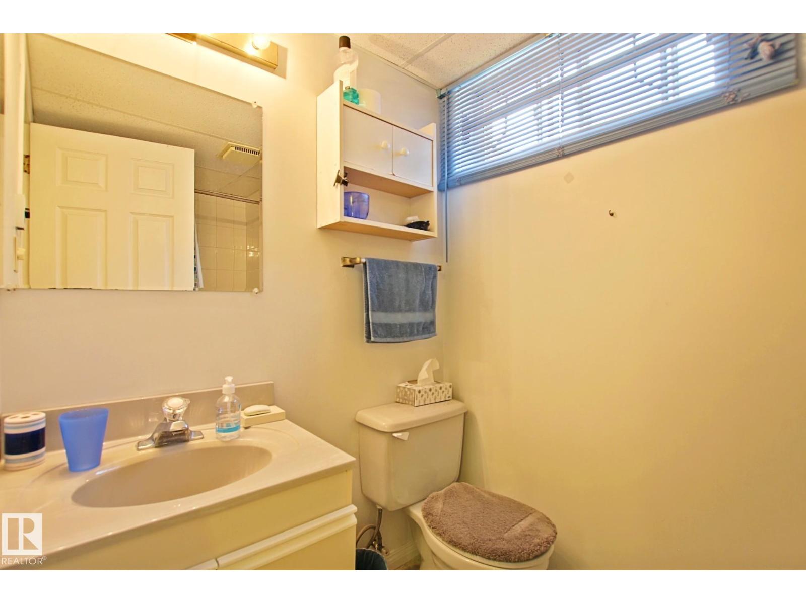 3536 104 ST NW - 39