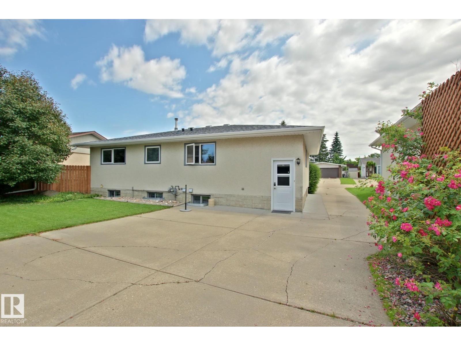 3536 104 ST NW - 5