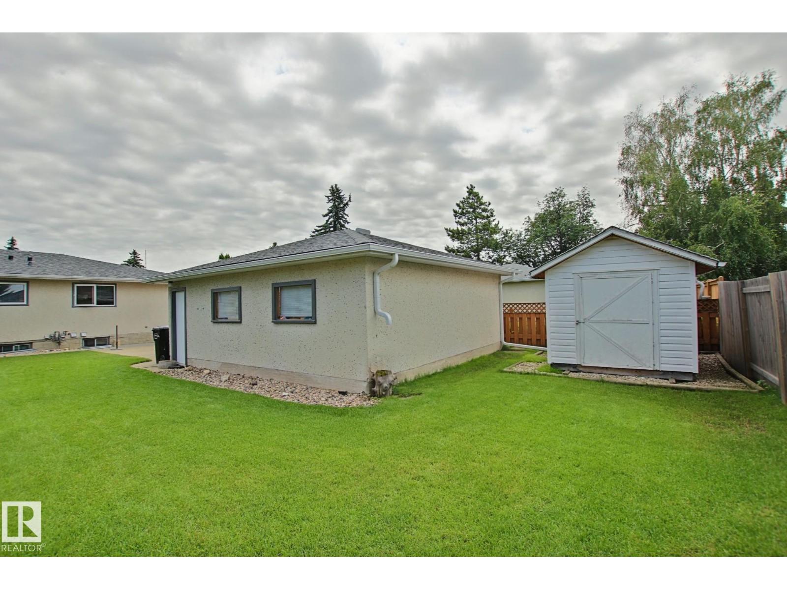 3536 104 ST NW - 9