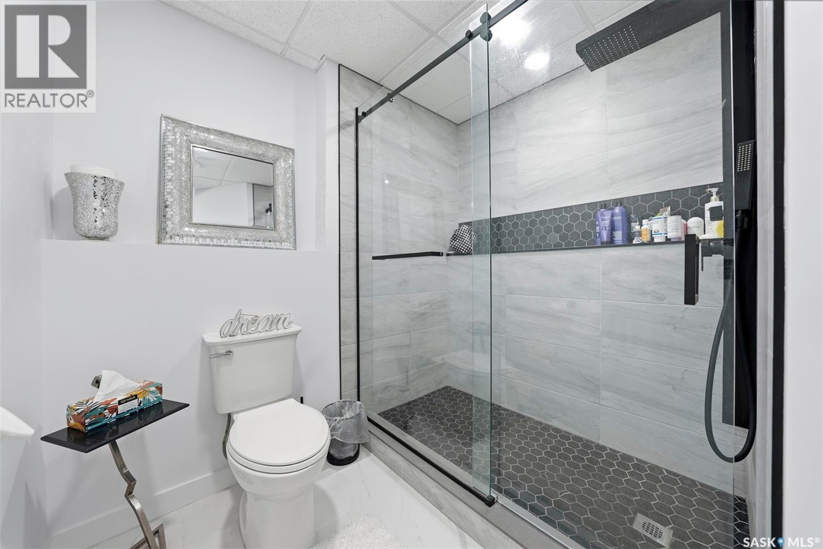 727 1st AVENUE N - Image 15