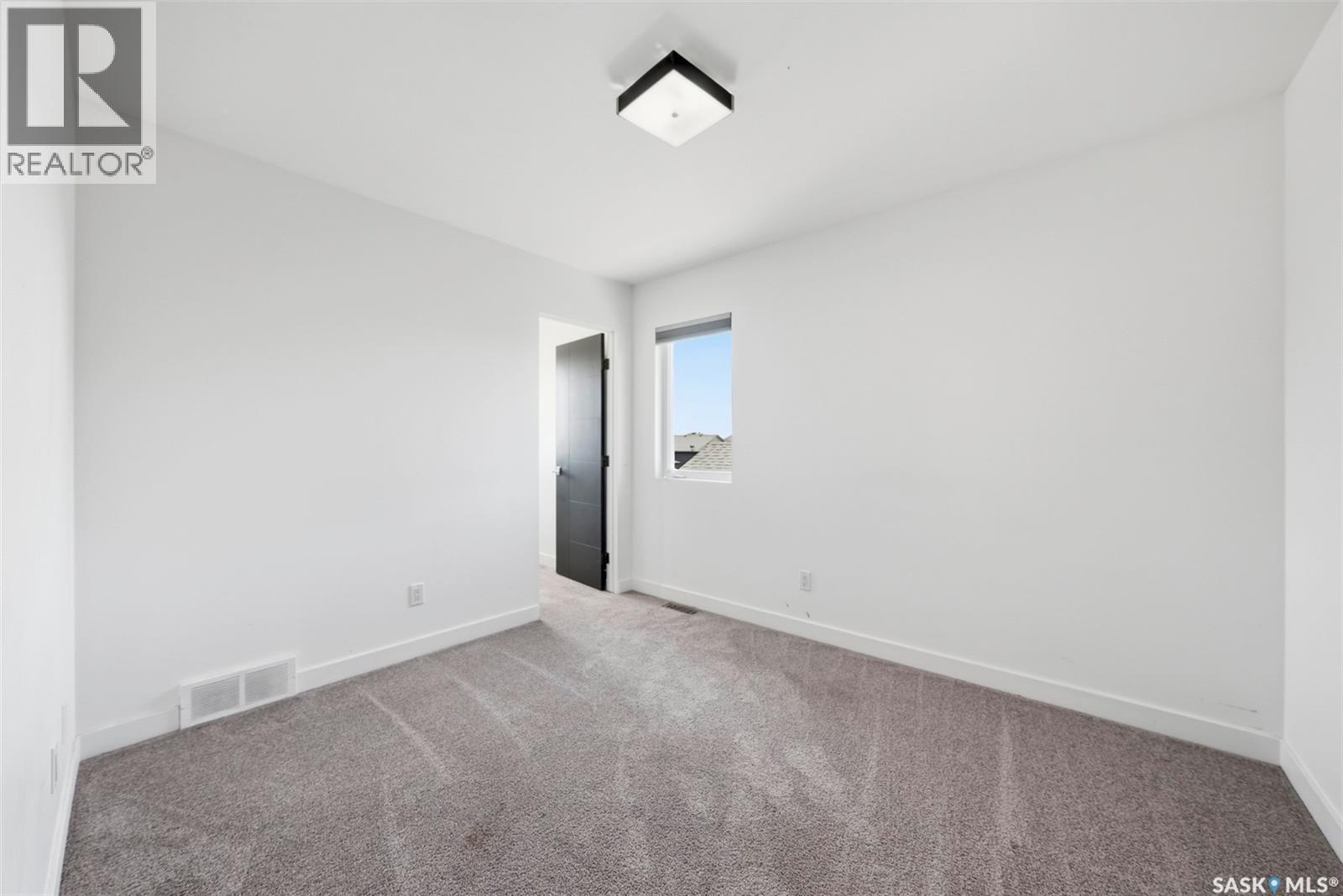 727 1st AVENUE N - Image 21