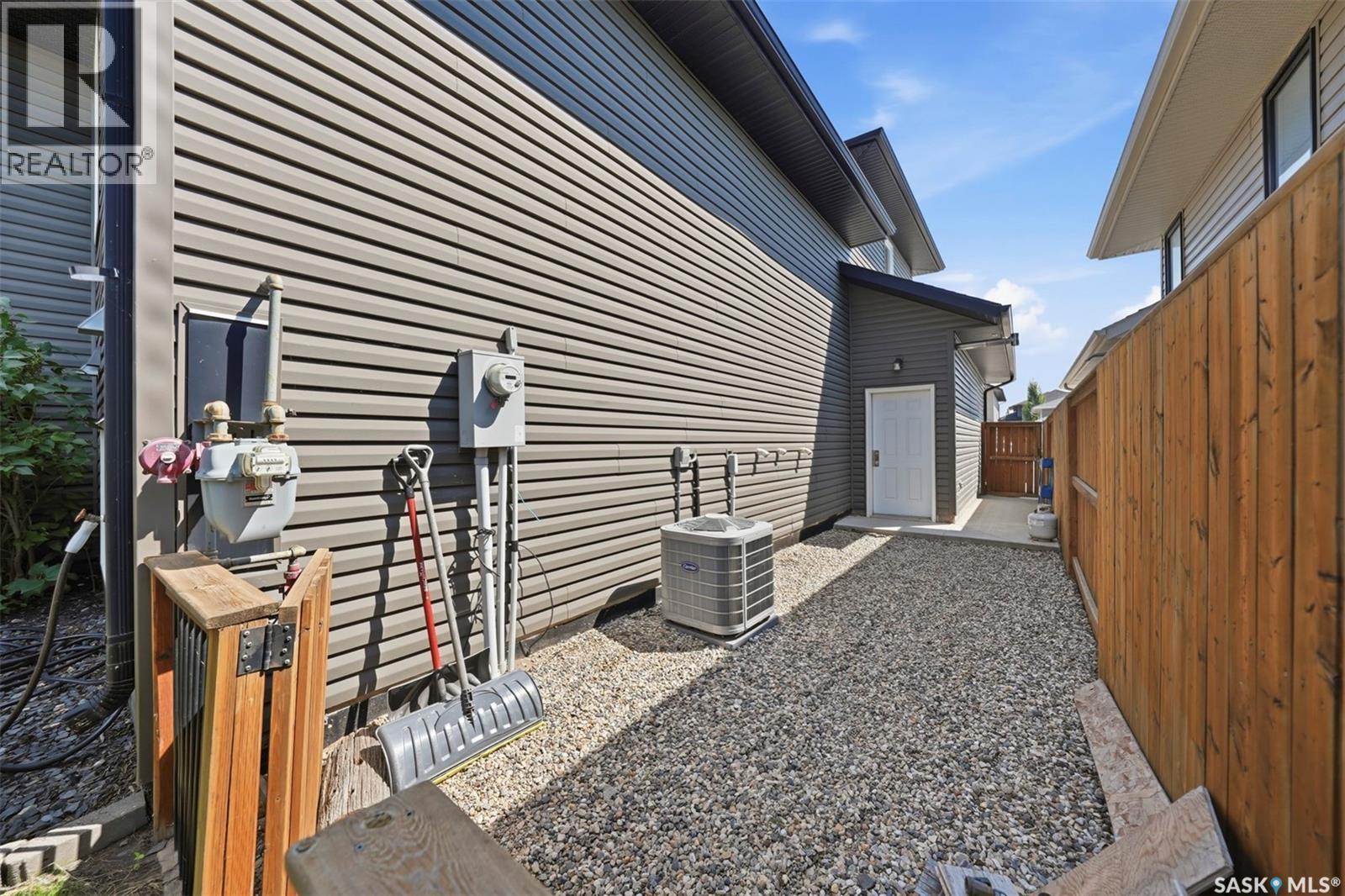 727 1st AVENUE N - Image 41