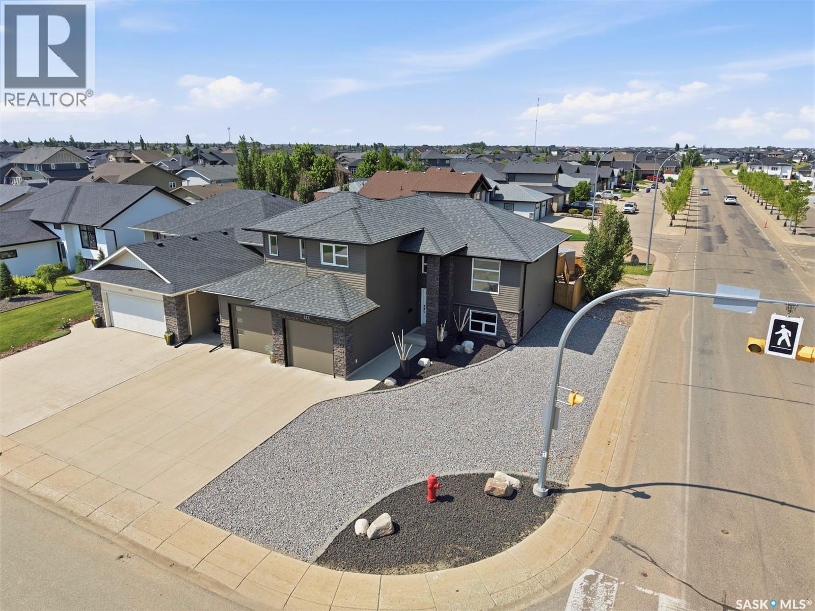 727 1st AVENUE N - Image 47