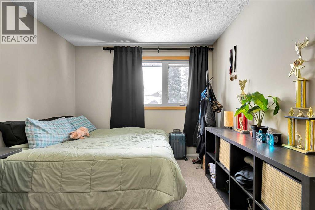 107 Silvergrove Road NW - 24