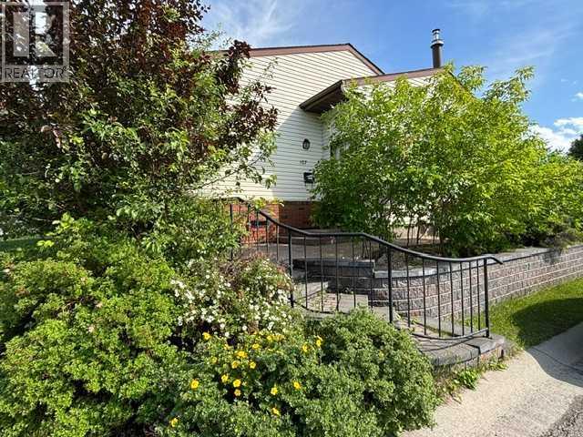 107 Silvergrove Road NW - 7