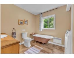 498 Ch. Du Chêne-rouge, Val Des Monts, QC J8N6G1 Photo 16