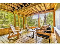 498 Ch. Du Chêne-rouge, Val Des Monts, QC J8N6G1 Photo 35