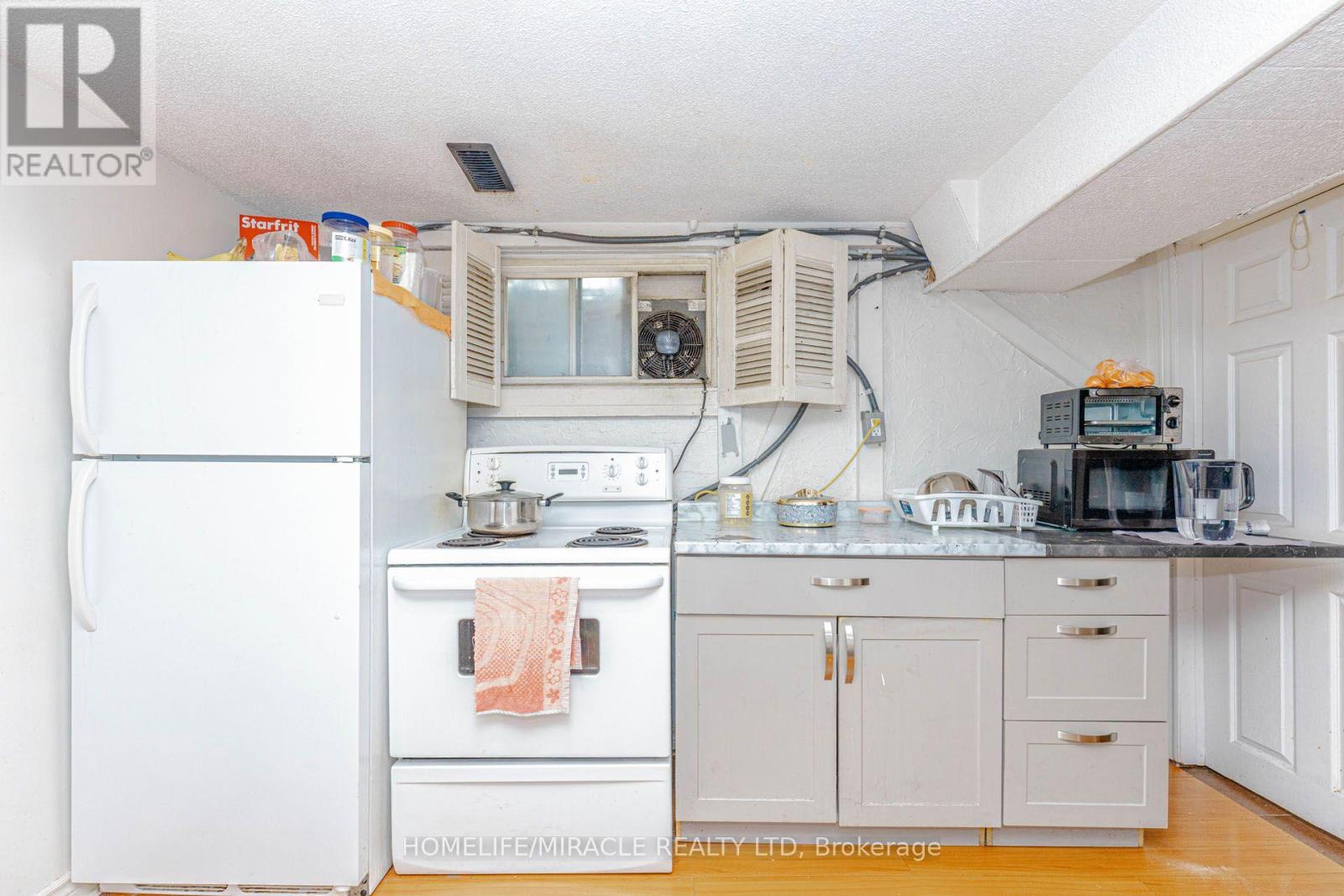#29 1730 ALBION ROAD - Image 43