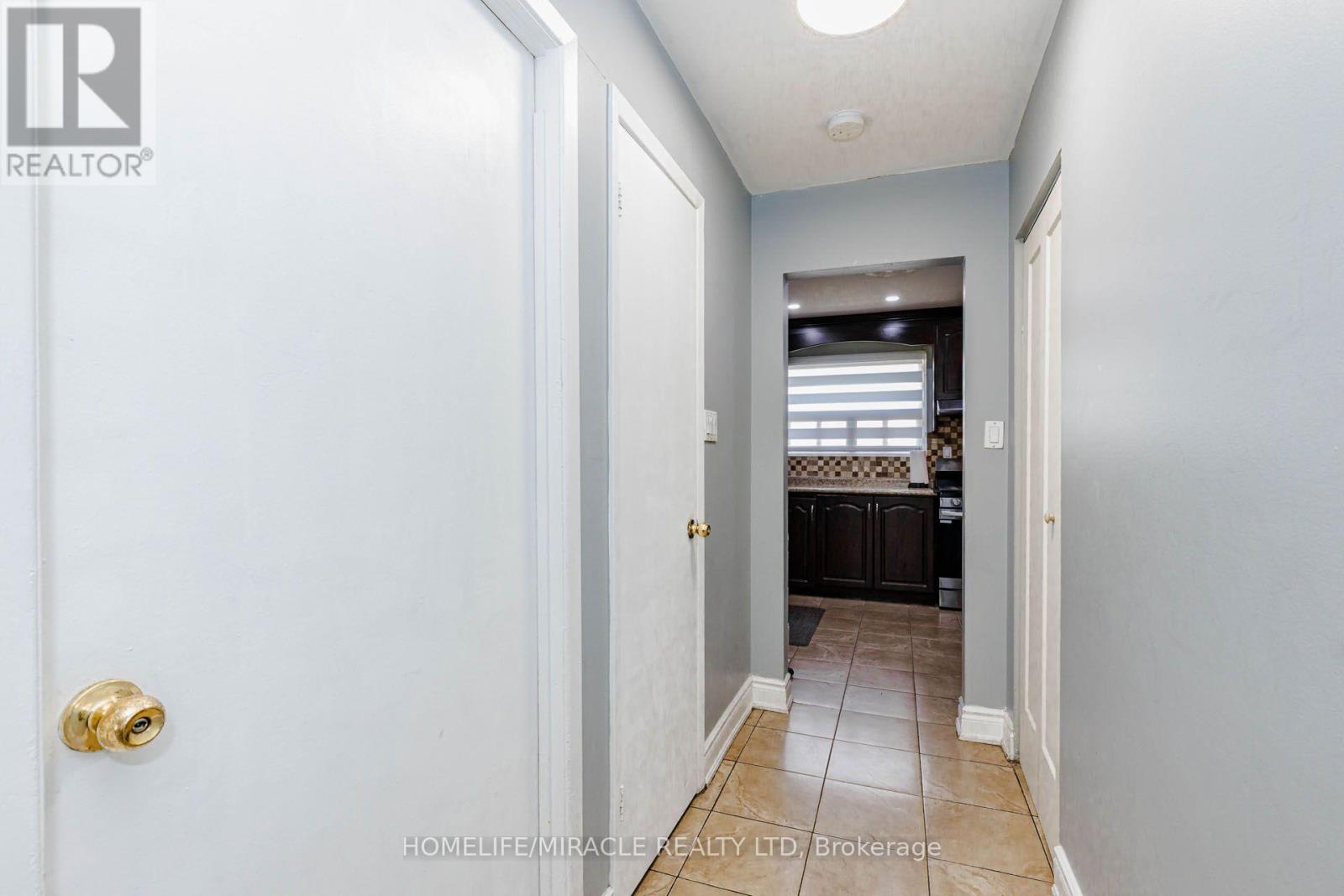#29 1730 ALBION ROAD - Image 9