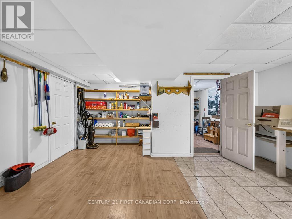 257 FENNEL STREET - Image 36