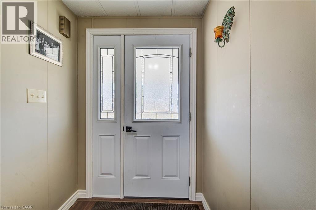 21 FAIRVIEW Crescent - 4