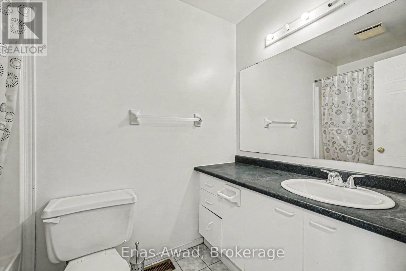 3 Bed, 2 Bath House for Rent in Ottawa – 7 ROTHBURY CRESCENT, Ottawa – MLS# X13580554 - Image 12