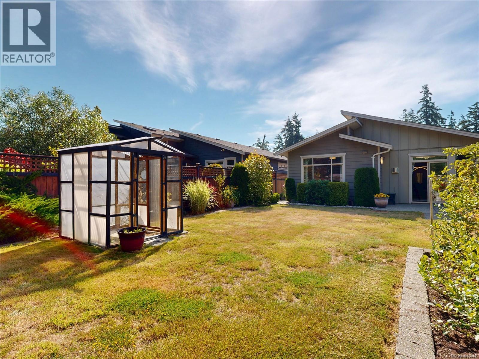 6354 Willowpark Way - 29
