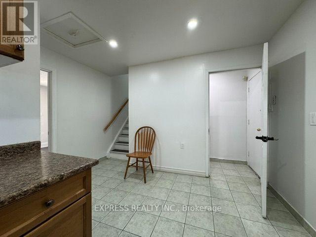 220 JOHN TABOR TRAIL - Image 11
