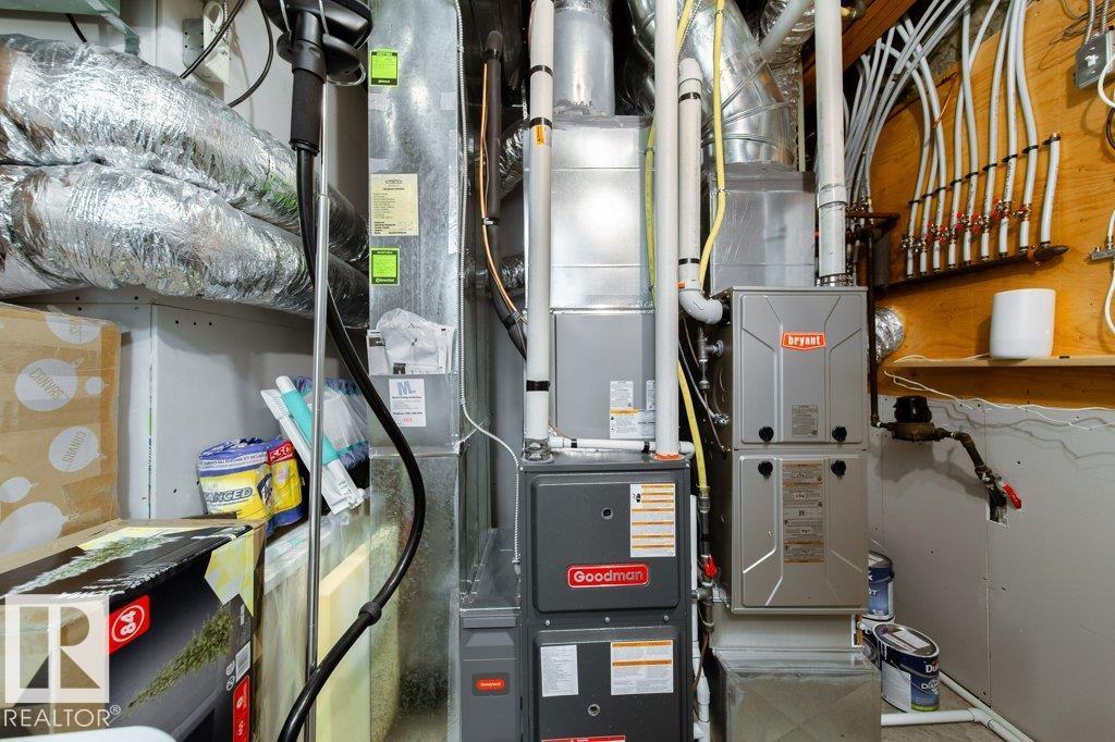 8731 85 AV NW - 47