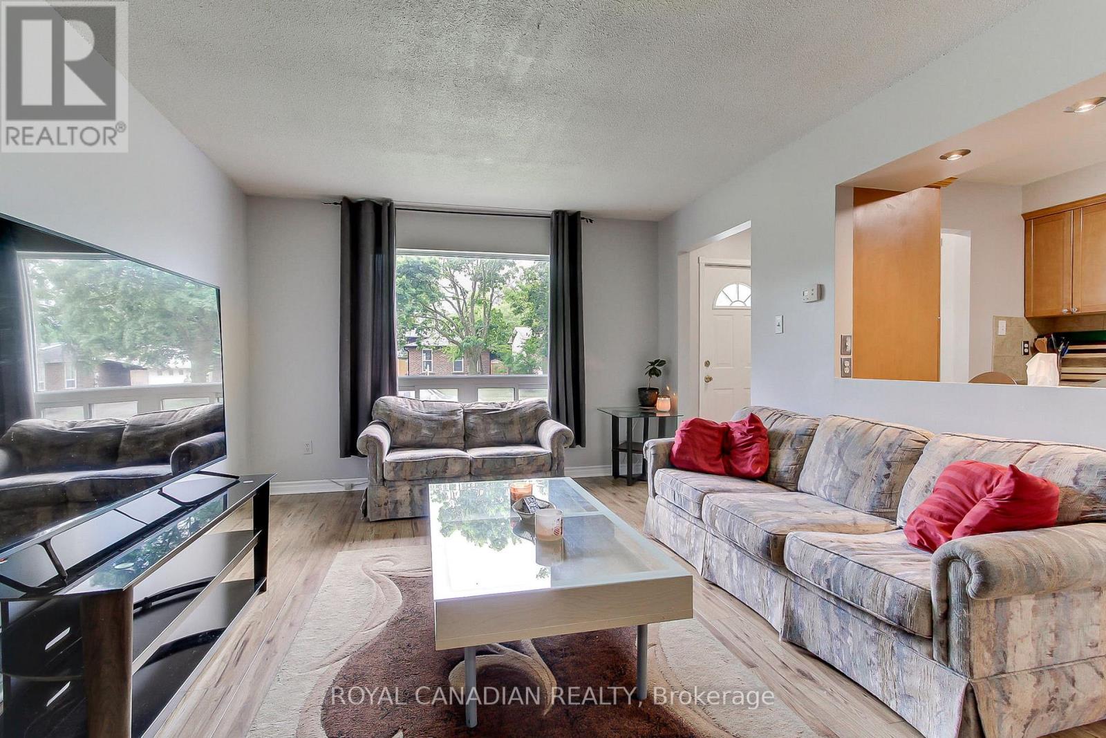 46 AUSTEN LANE - 10