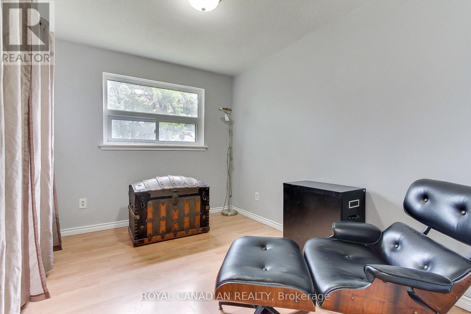 46 AUSTEN LANE - 21