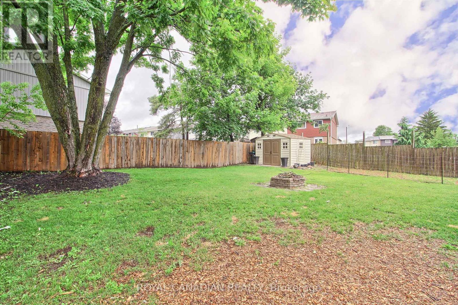 46 AUSTEN LANE - 35