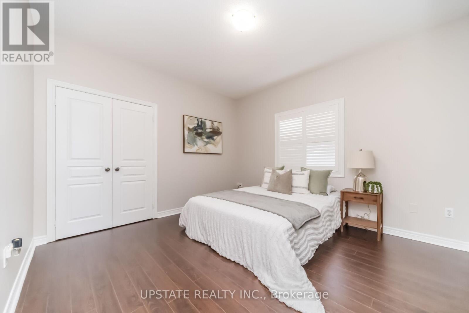 150 LLOYD SANDERSON DRIVE - 26