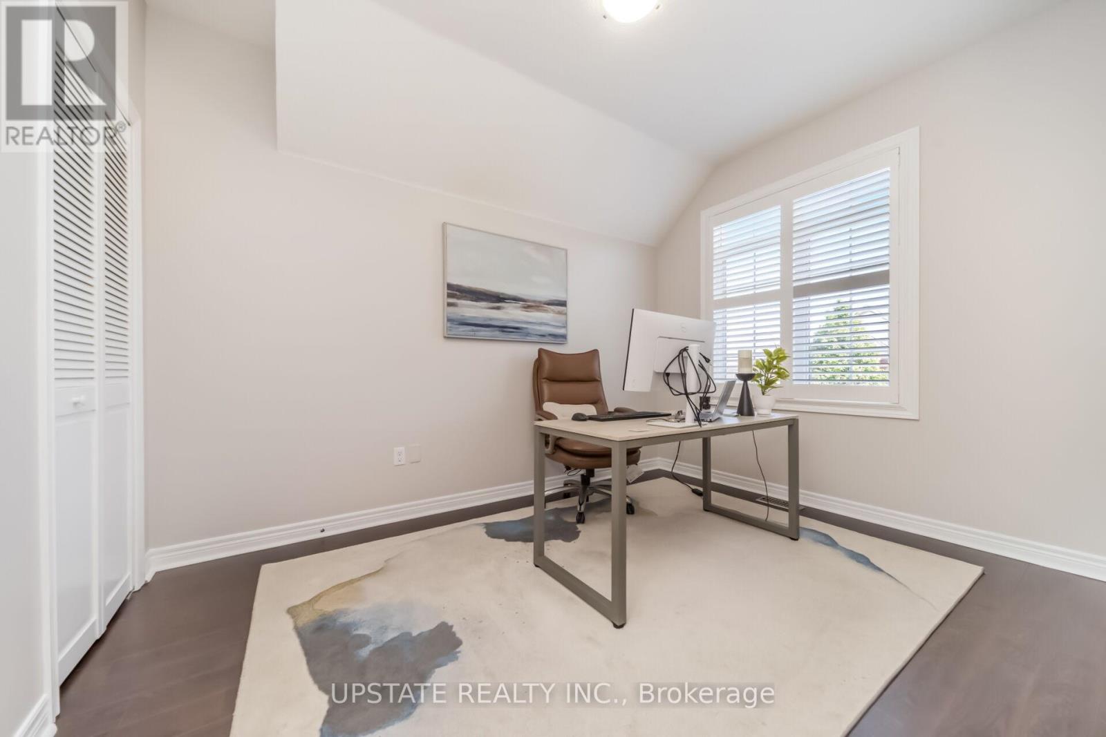 150 LLOYD SANDERSON DRIVE - 30
