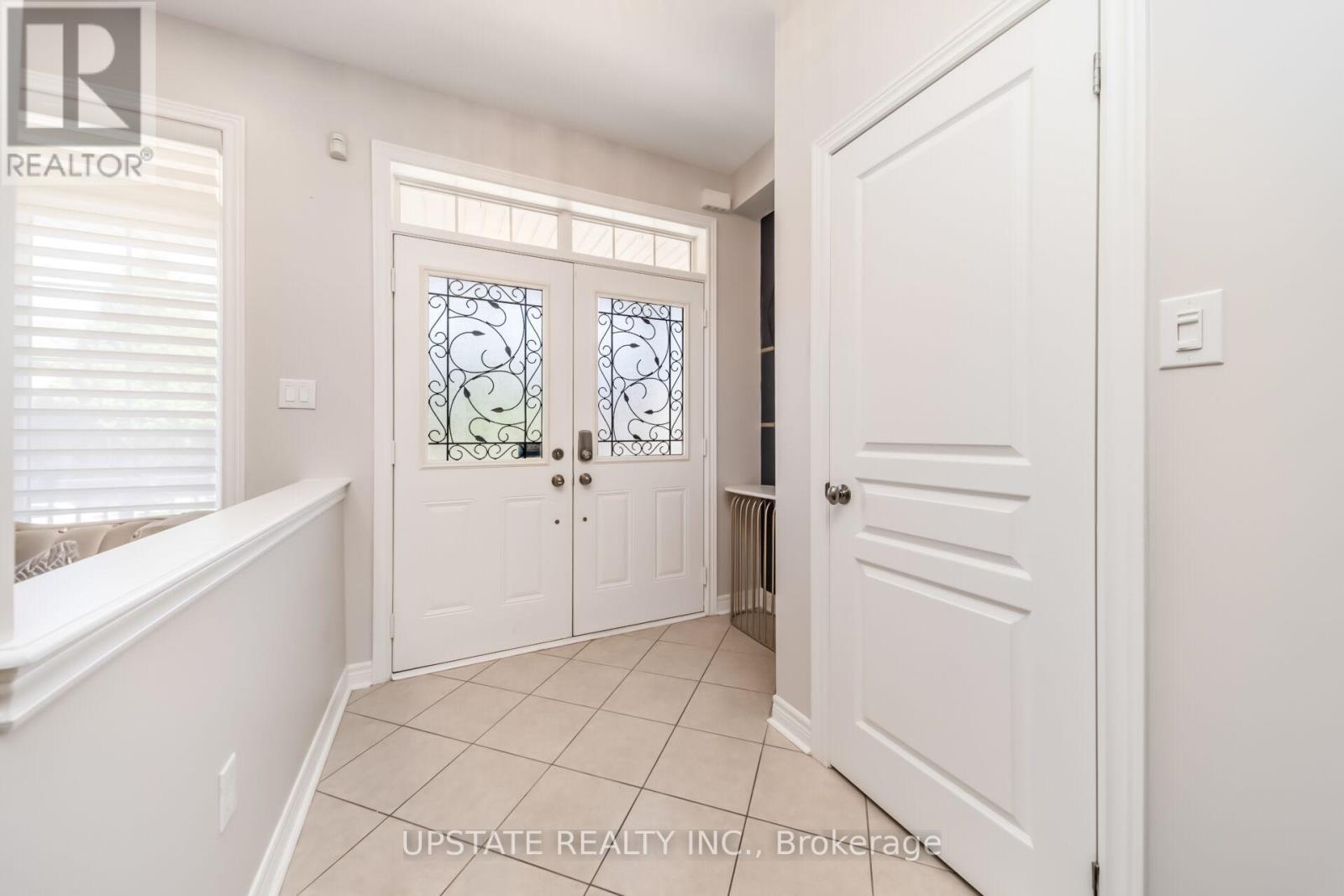 150 LLOYD SANDERSON DRIVE - 4
