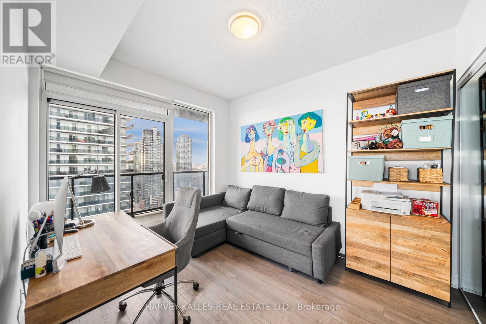 #2703 56 ANNIE CRAIG DRIVE - 12
