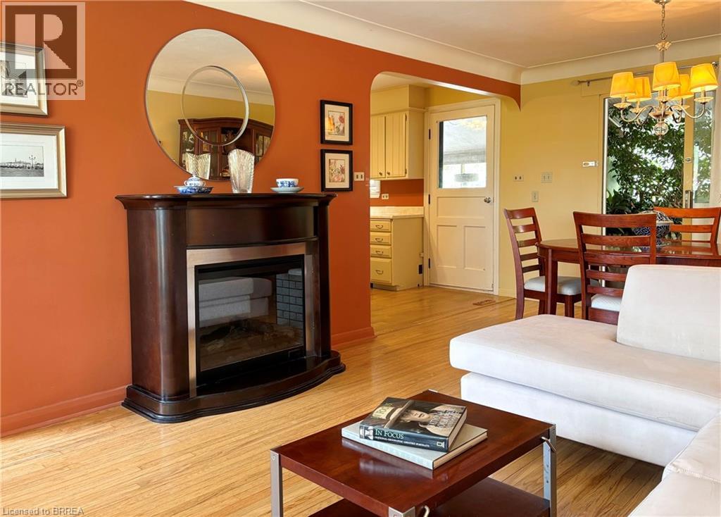 38 SLATER Street - 3