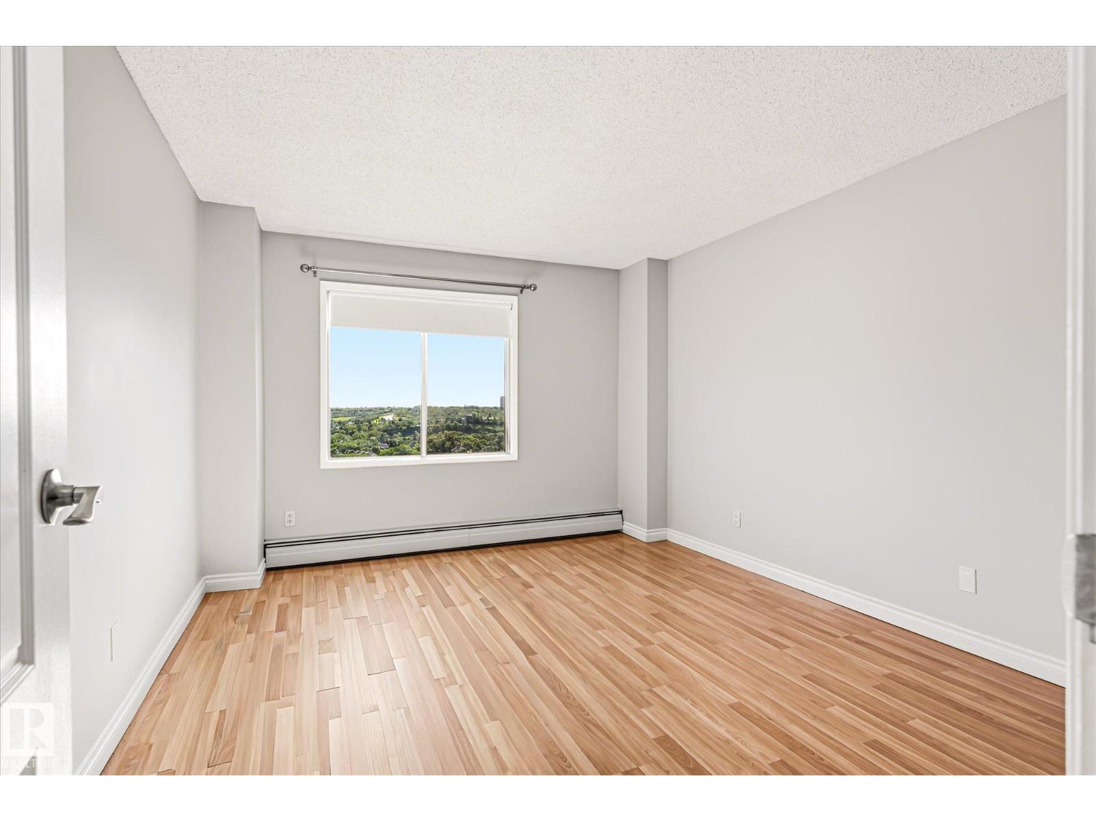 #704 9725 106 ST NW NW - 22
