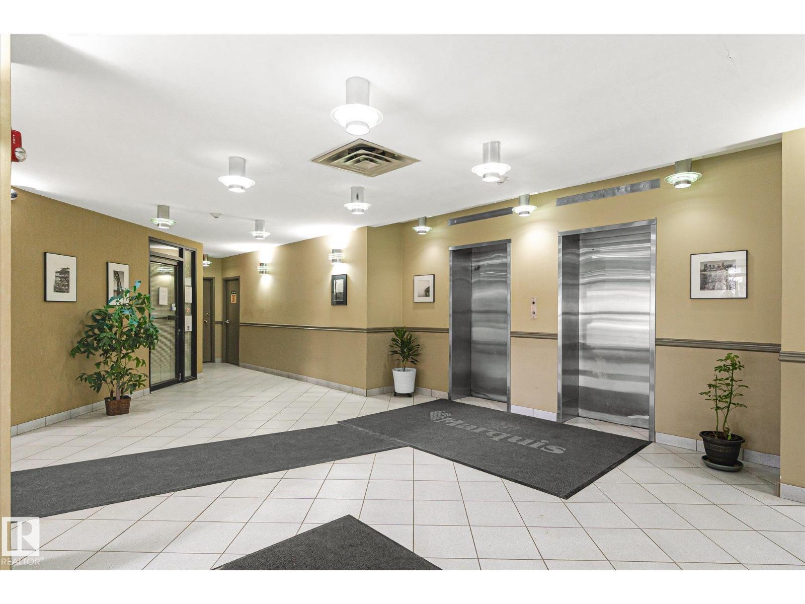 #704 9725 106 ST NW NW - 35