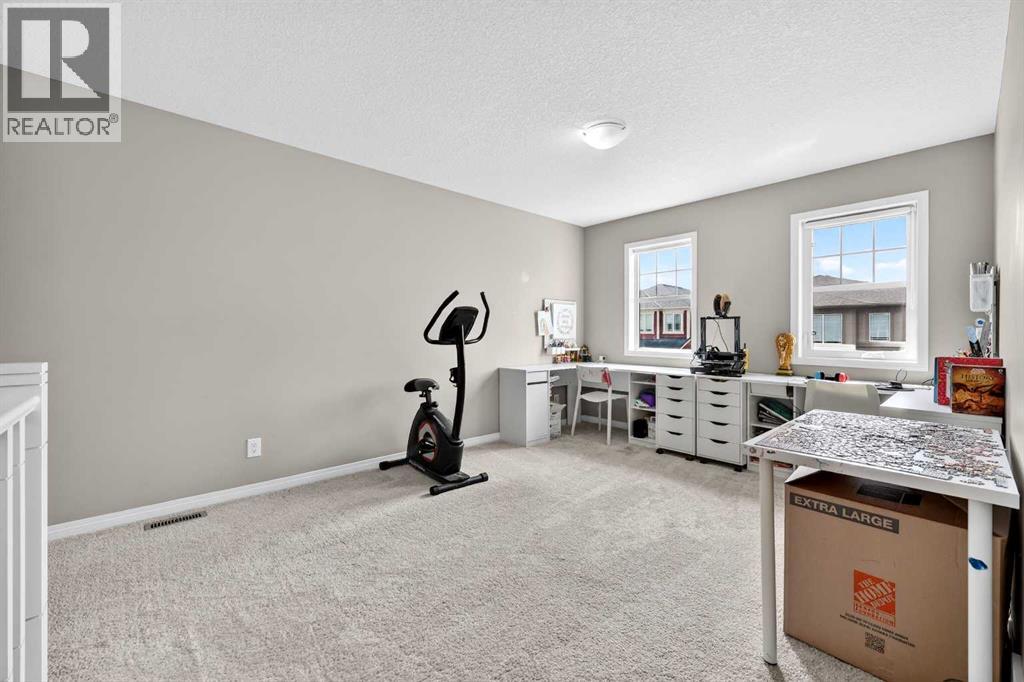 293 Windrow Crescent SW - 17