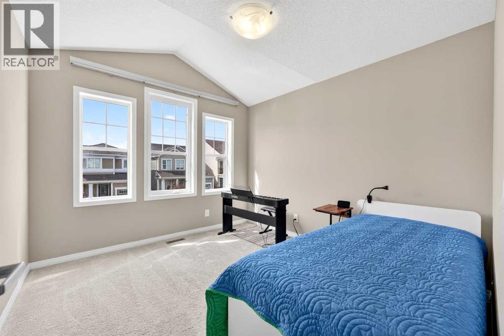 293 Windrow Crescent SW - 22