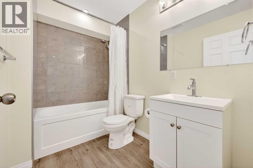 293 Windrow Crescent SW - 30